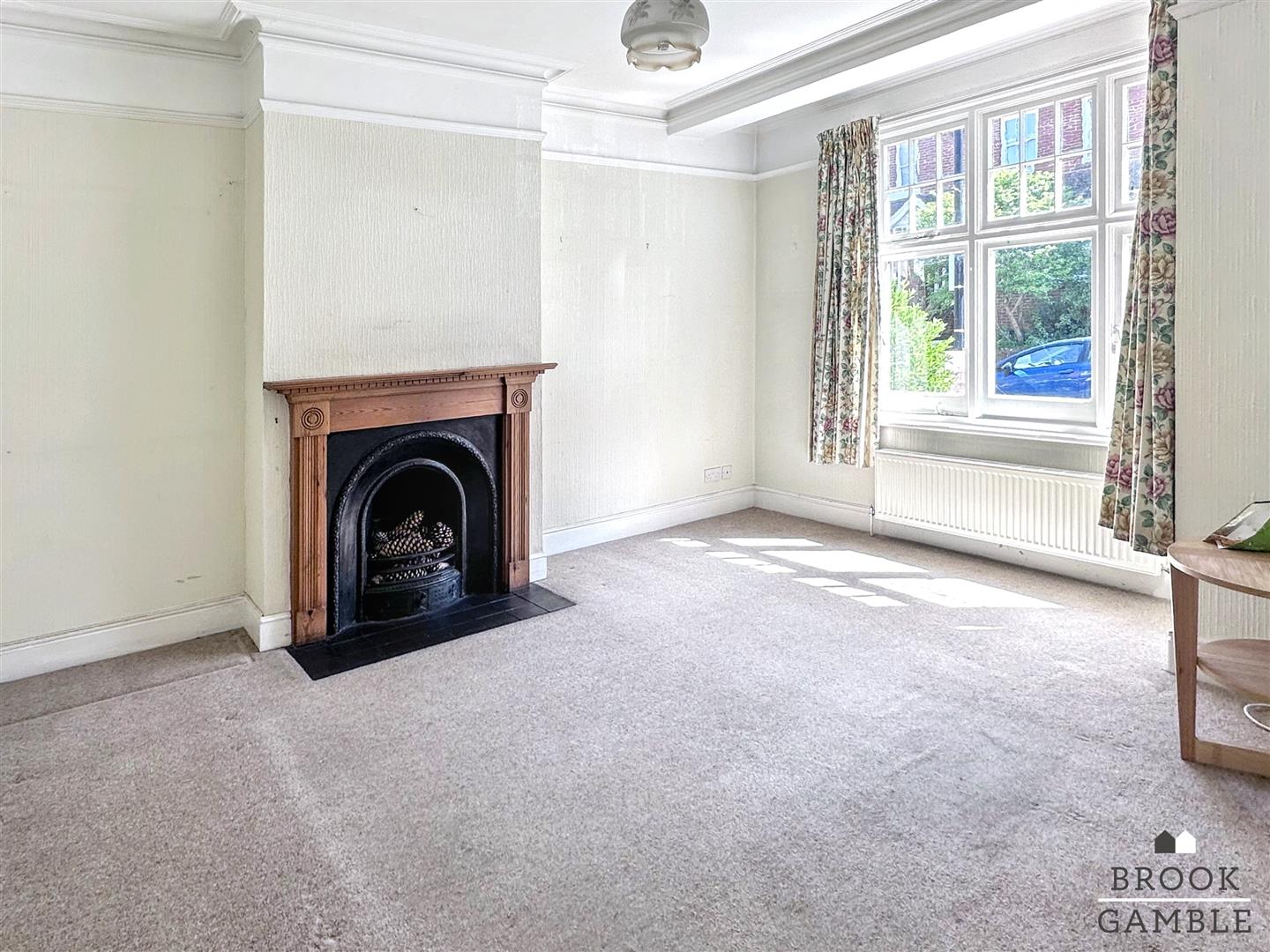 3 Bedroom House. Greenfield Road in Eastbourne,  4